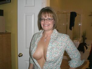 big boob moms